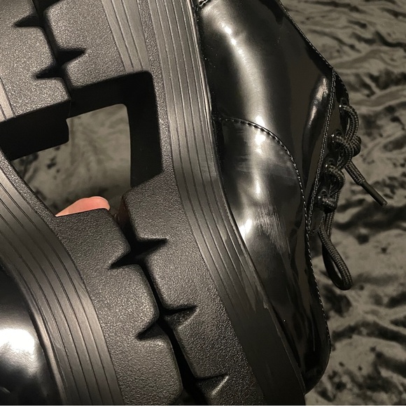 Madden Girl Mini Platform Shoes - Picture 5 of 6